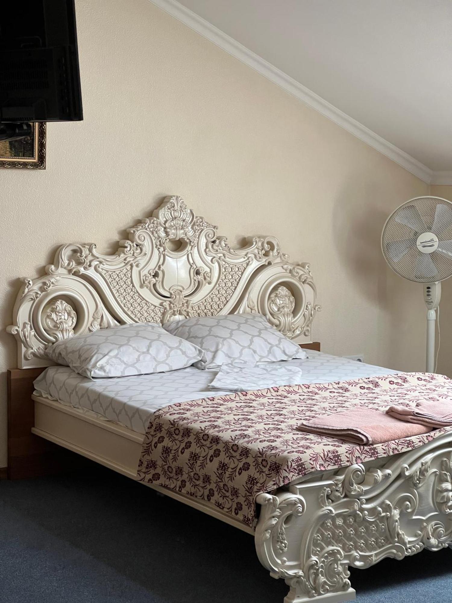 Sava Dream Hotel Zhytomyr Ngoại thất bức ảnh
