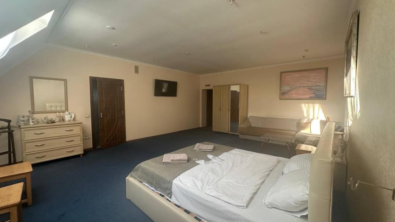 Sava Dream Hotel Zhytomyr Ngoại thất bức ảnh