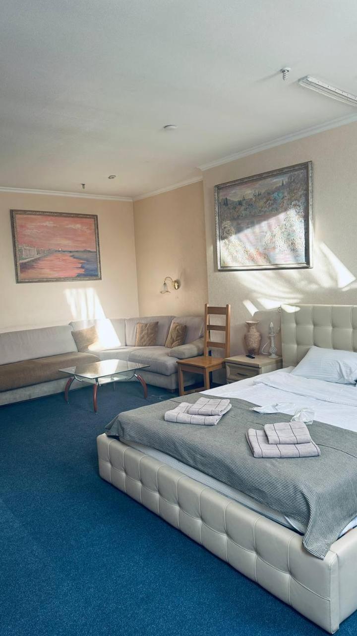 Sava Dream Hotel Zhytomyr Ngoại thất bức ảnh